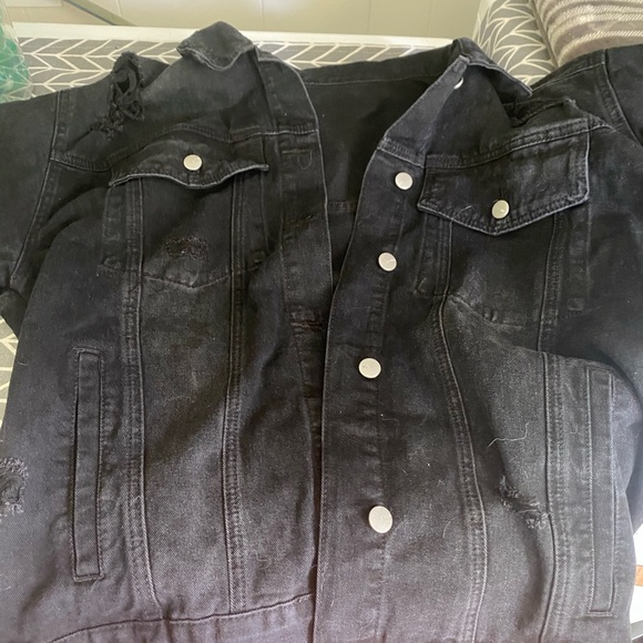 Denim jacket - Picture 2 of 5